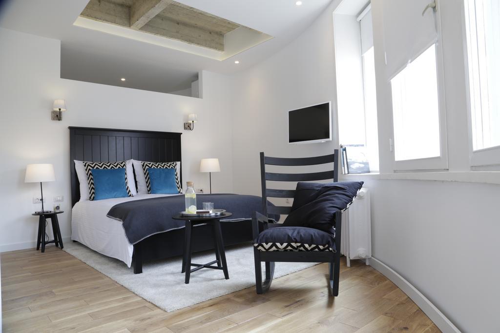 Angel Main Square Center Zagreb Apartment Ruang foto