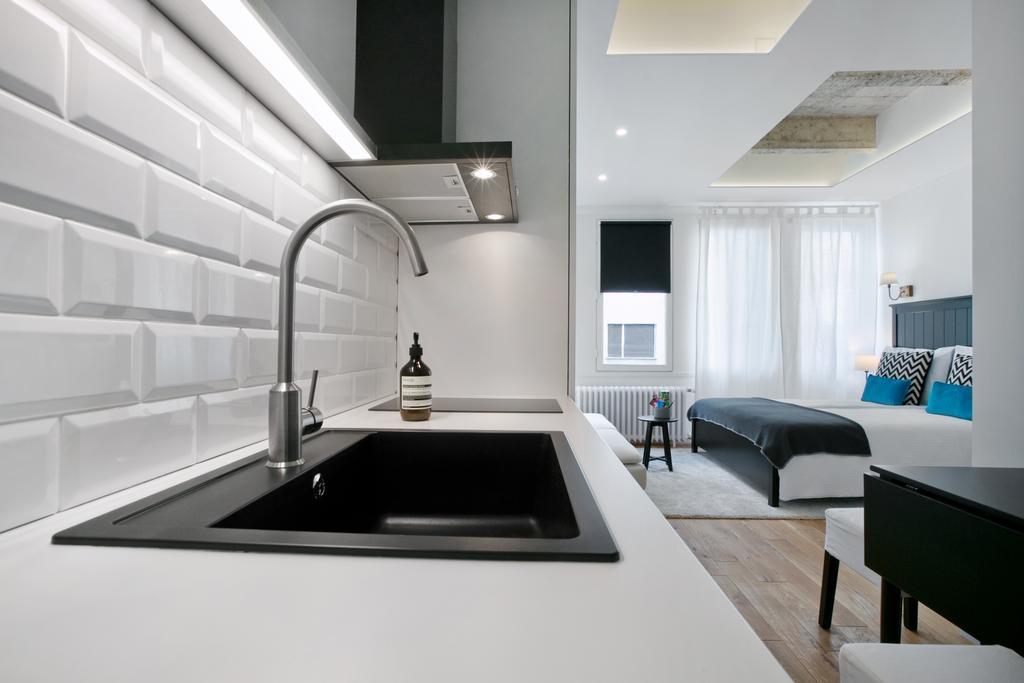 Angel Main Square Center Zagreb Apartment Bagian luar foto